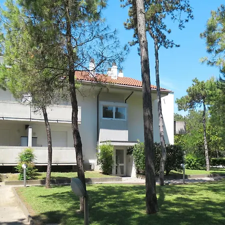 Апартаменты Parco Hemingway-10 By Interhome